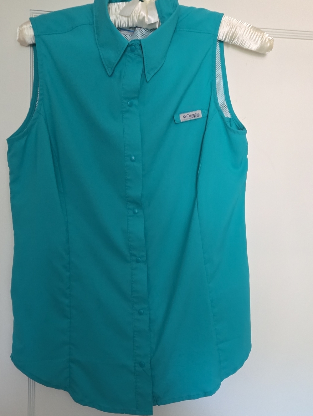 Columbia PFG Sleeveless Button-Front Shirt — Teal Aqua